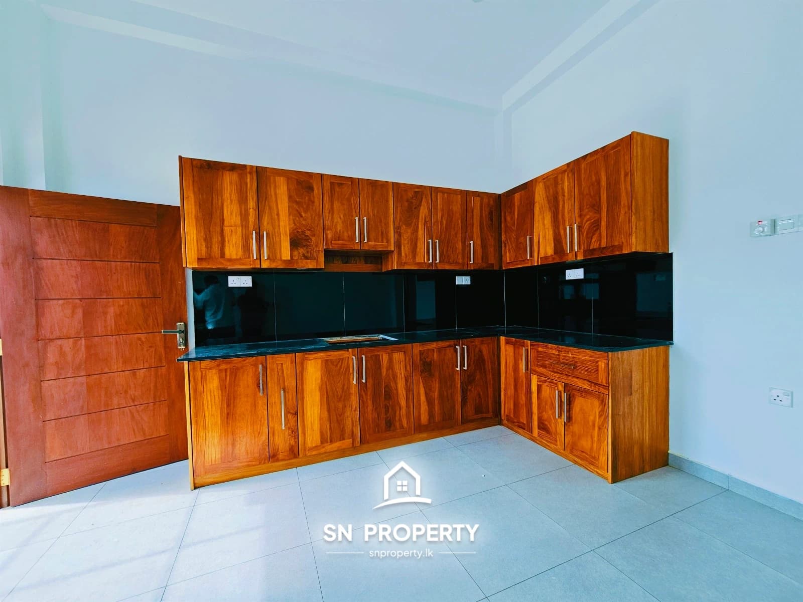 Architecturally Designed Luxury Two-Storey House – Athurugiriya, photo 5 of 20