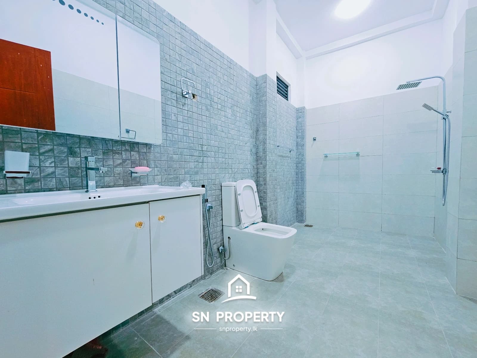 🏡 Luxury 2-Storey House for Sale – Athurugiriya, photo 5 of 20