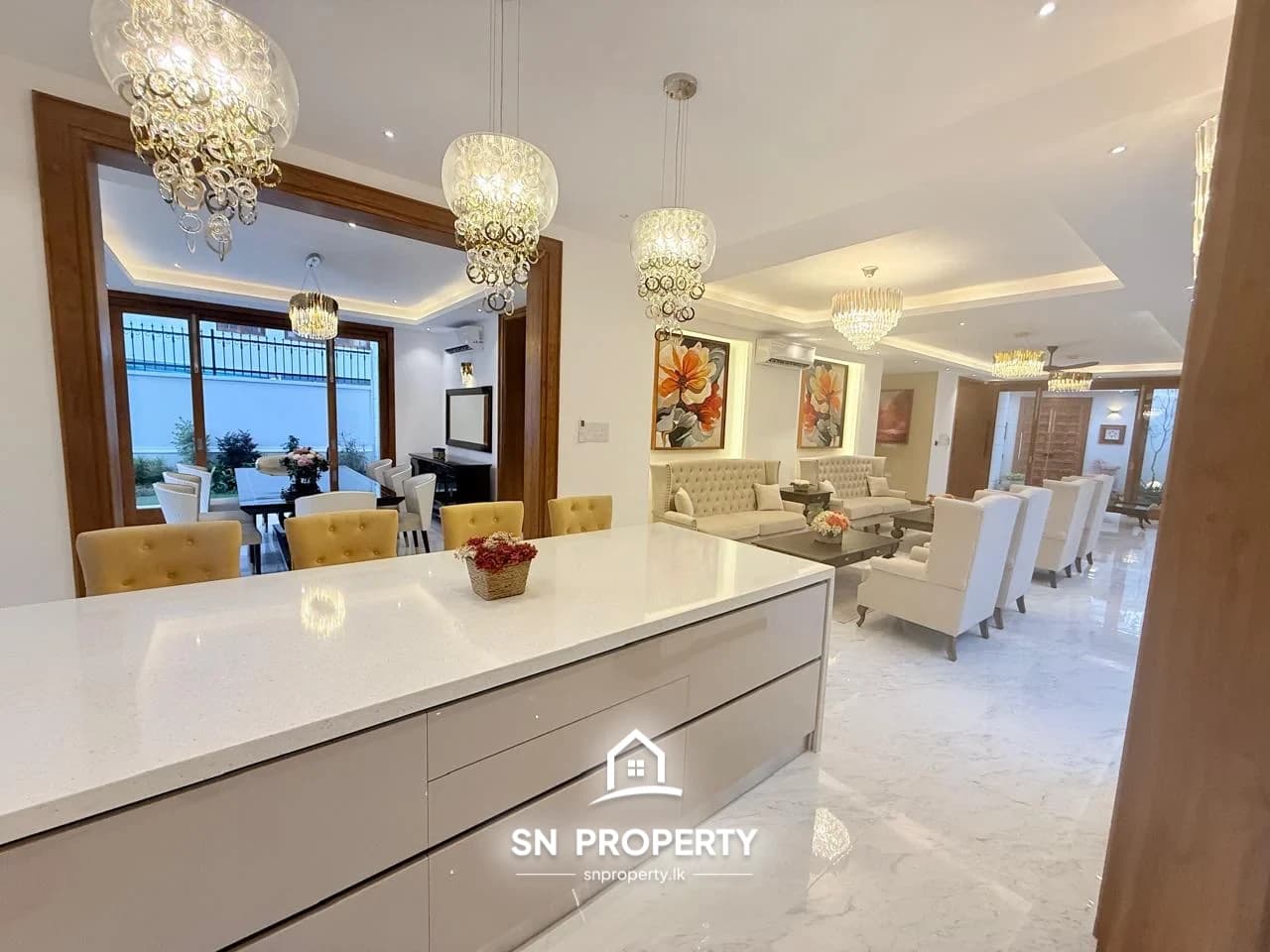 luxury Residence, designed 3 Storied House, Battaramulla, photo 18 of 20