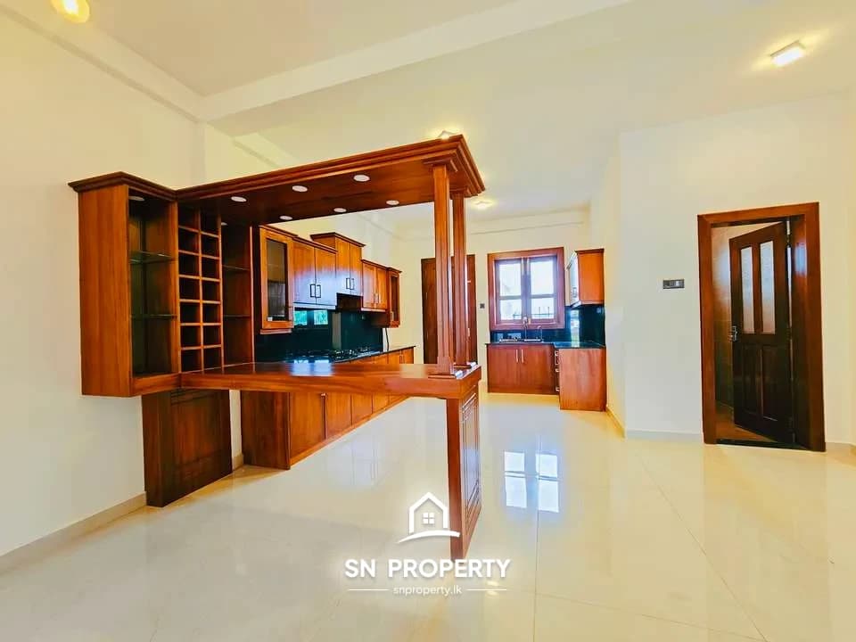 🏡 Super Luxury 2-Storey House with Rooftop – For Sale in Boralesgamuwa, photo 6 of 20