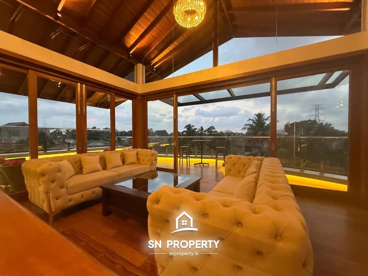 luxury Residence, designed 3 Storied House, Battaramulla, photo 19 of 20