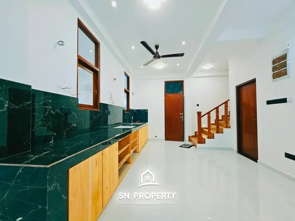 🏡 Brand New Luxury 3-Storey House with Rooftop for Sale – Malabe Town, photo 8 of 10