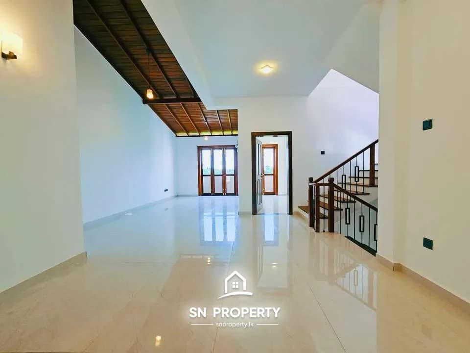 🏡 Super Luxury 2-Storey House with Rooftop – For Sale in Boralesgamuwa, photo 19 of 20