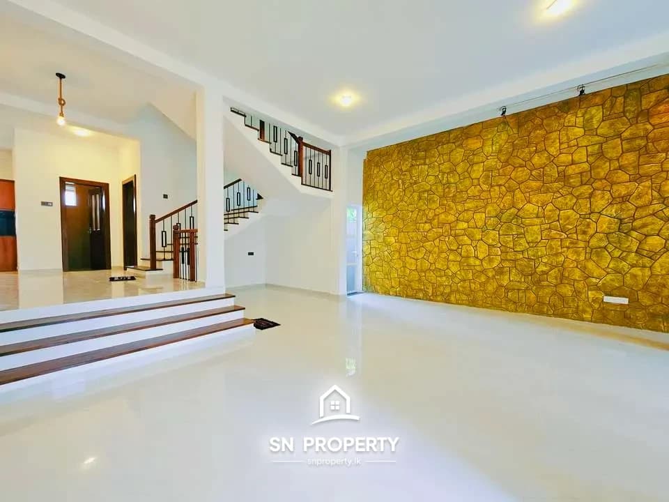 🏡 Super Luxury 2-Storey House with Rooftop – For Sale in Boralesgamuwa, photo 3 of 20