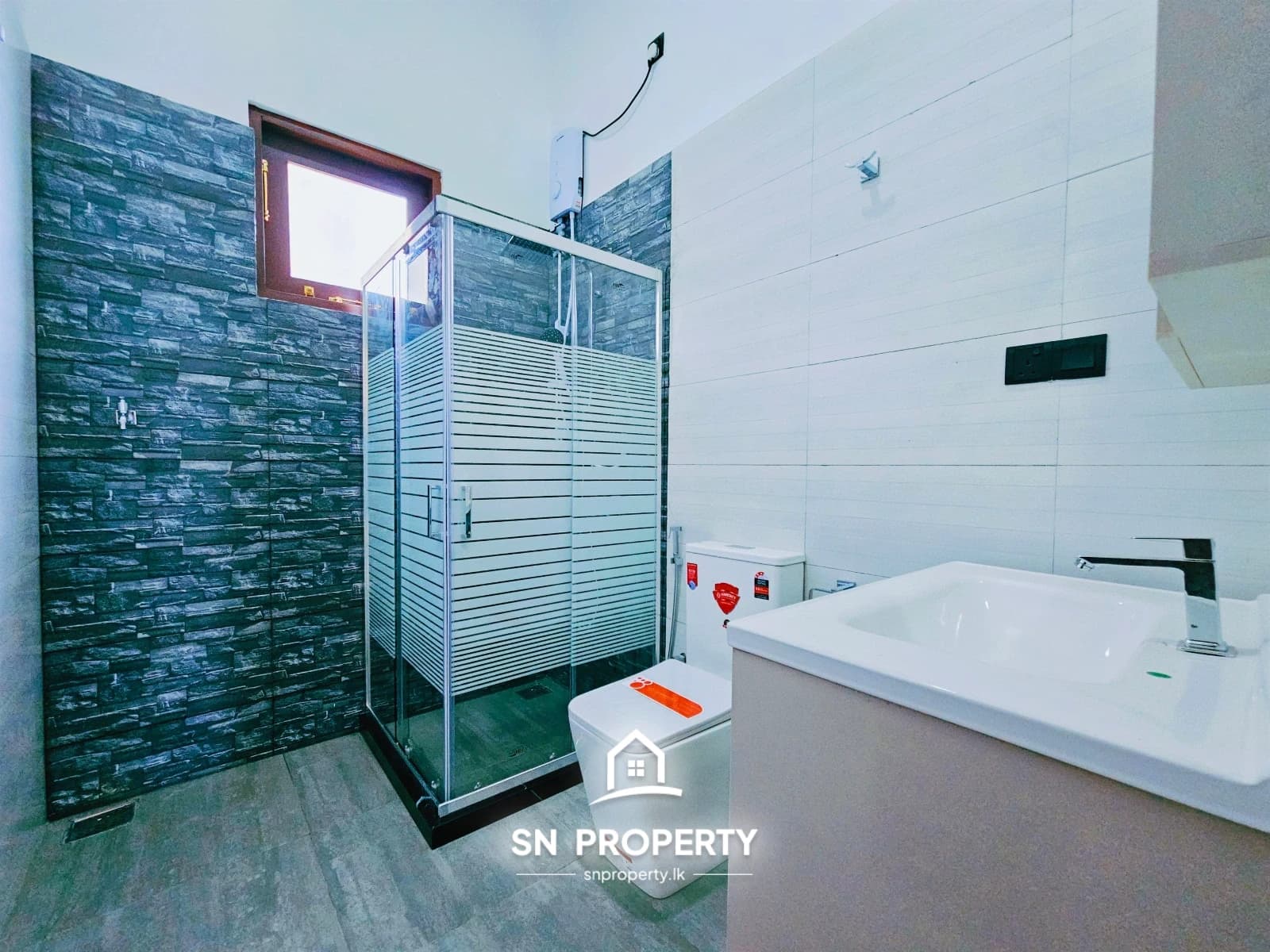 🏡 Luxury 2-Storey House for Sale – Athurugiriya, photo 8 of 20
