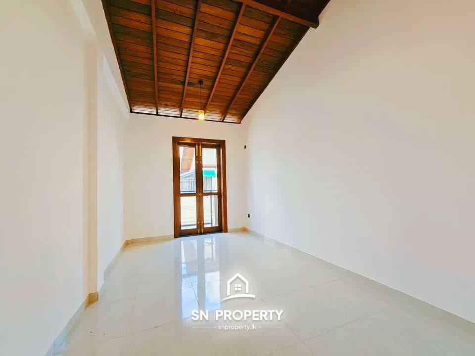 🏡 Super Luxury 2-Storey House with Rooftop – For Sale in Boralesgamuwa, photo 15 of 20