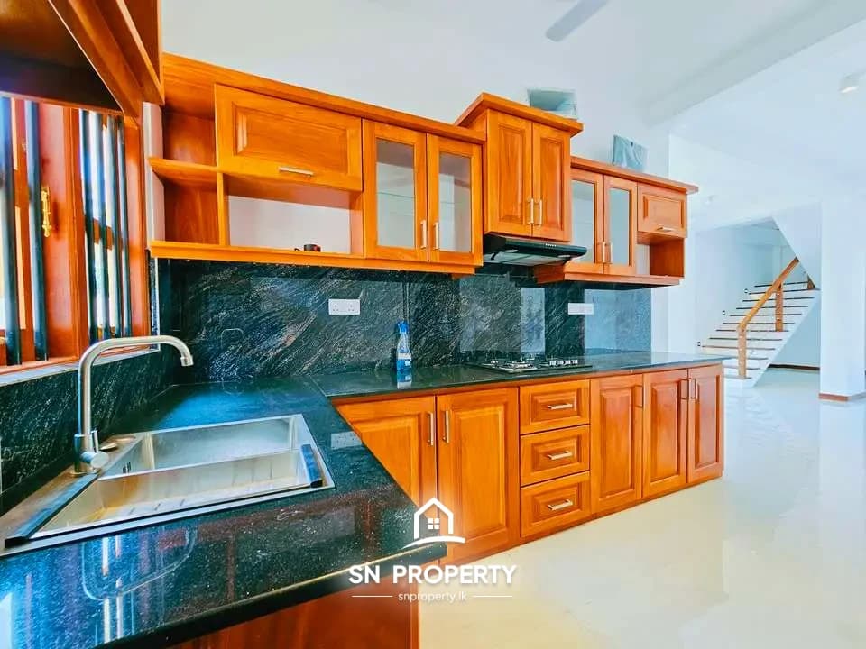🏡 Brand New 3 Storied House For Sale – Piliyandala (Makandana), photo 9 of 20