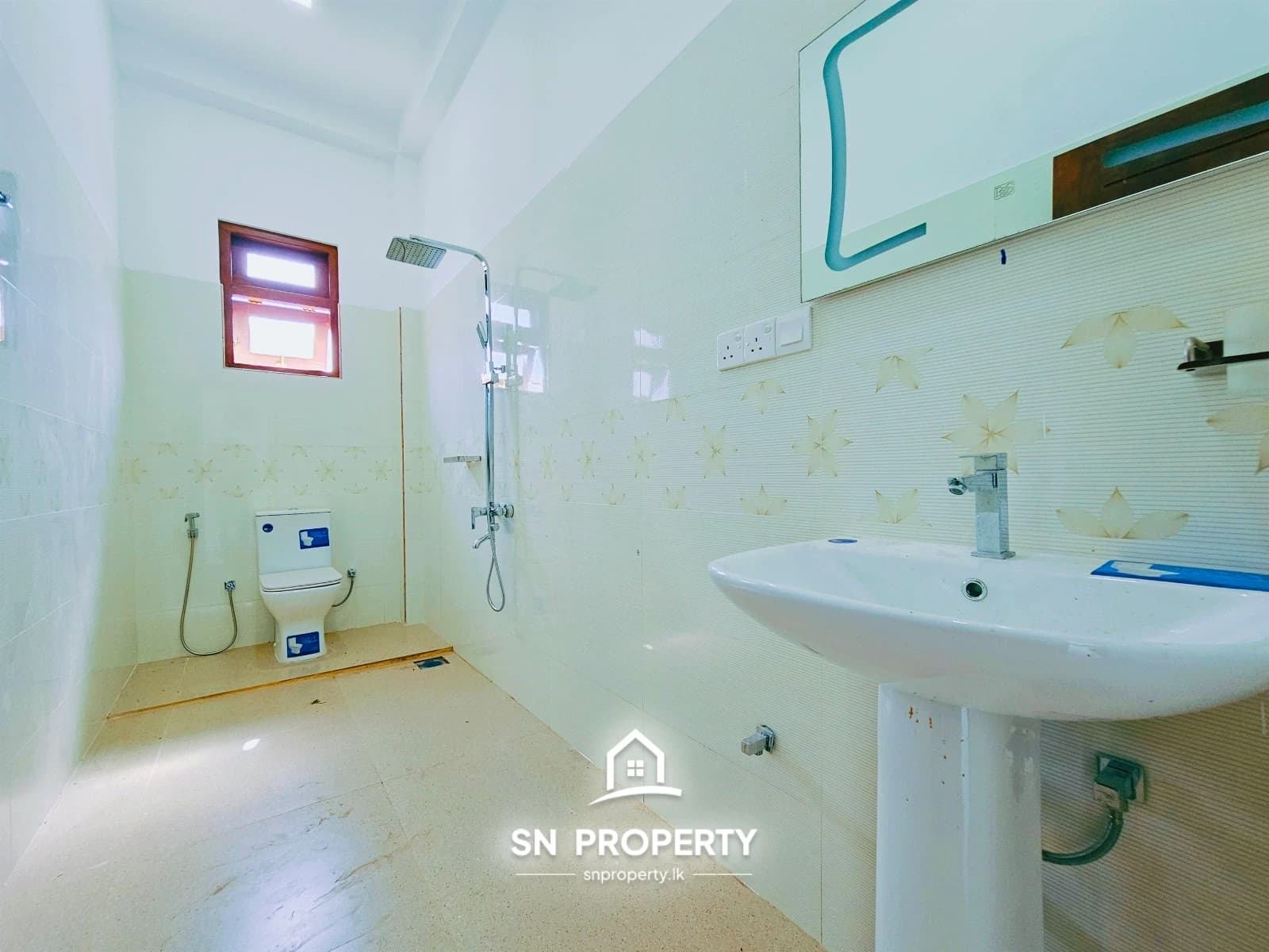 Architecturally Designed Luxury Two-Storey House – Athurugiriya, photo 10 of 20