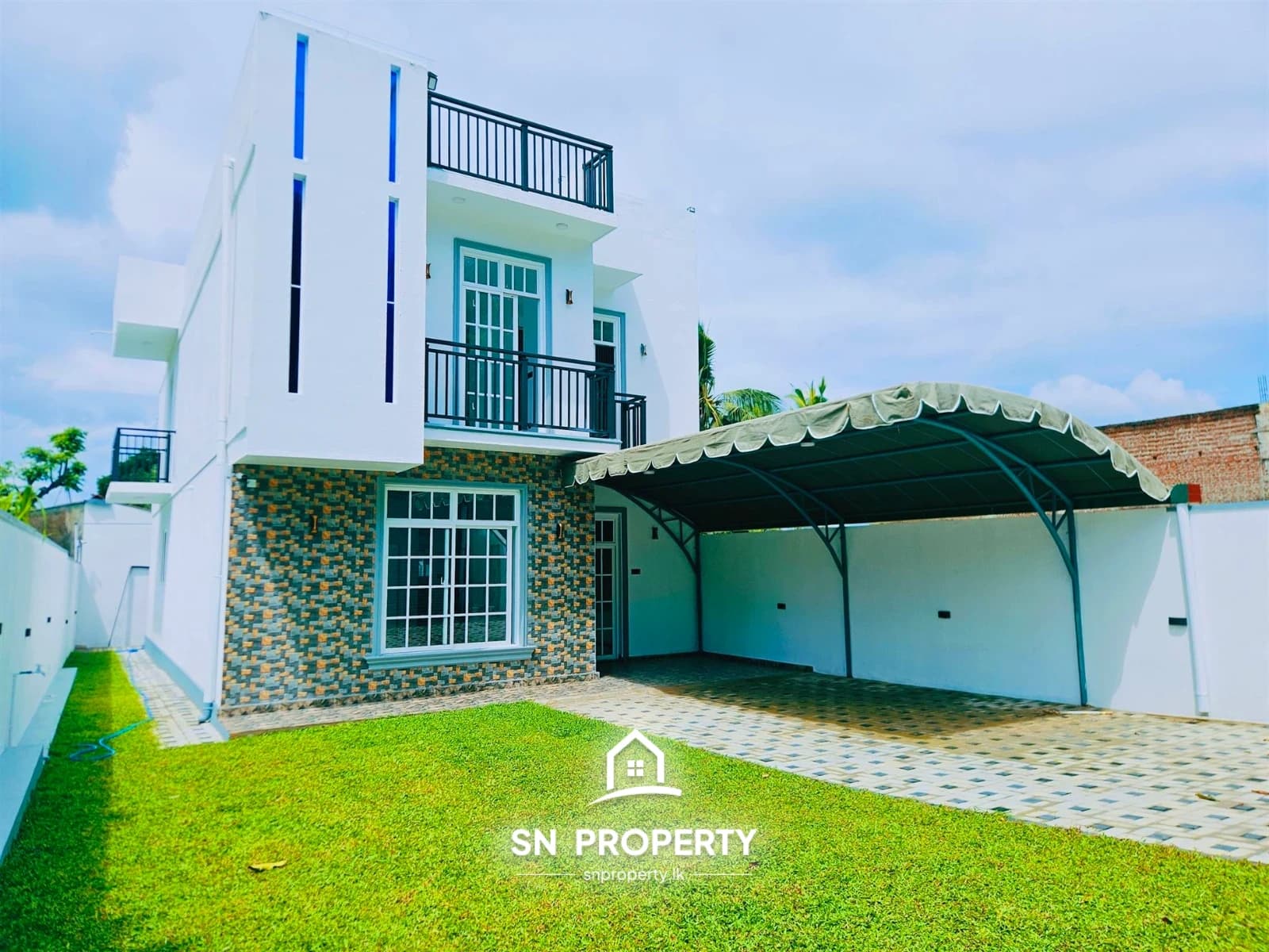 🏡✨ Architecturally Designed Luxury 3-Storey Residence for Sale – Kesbawa, Banda, photo 1 of 20