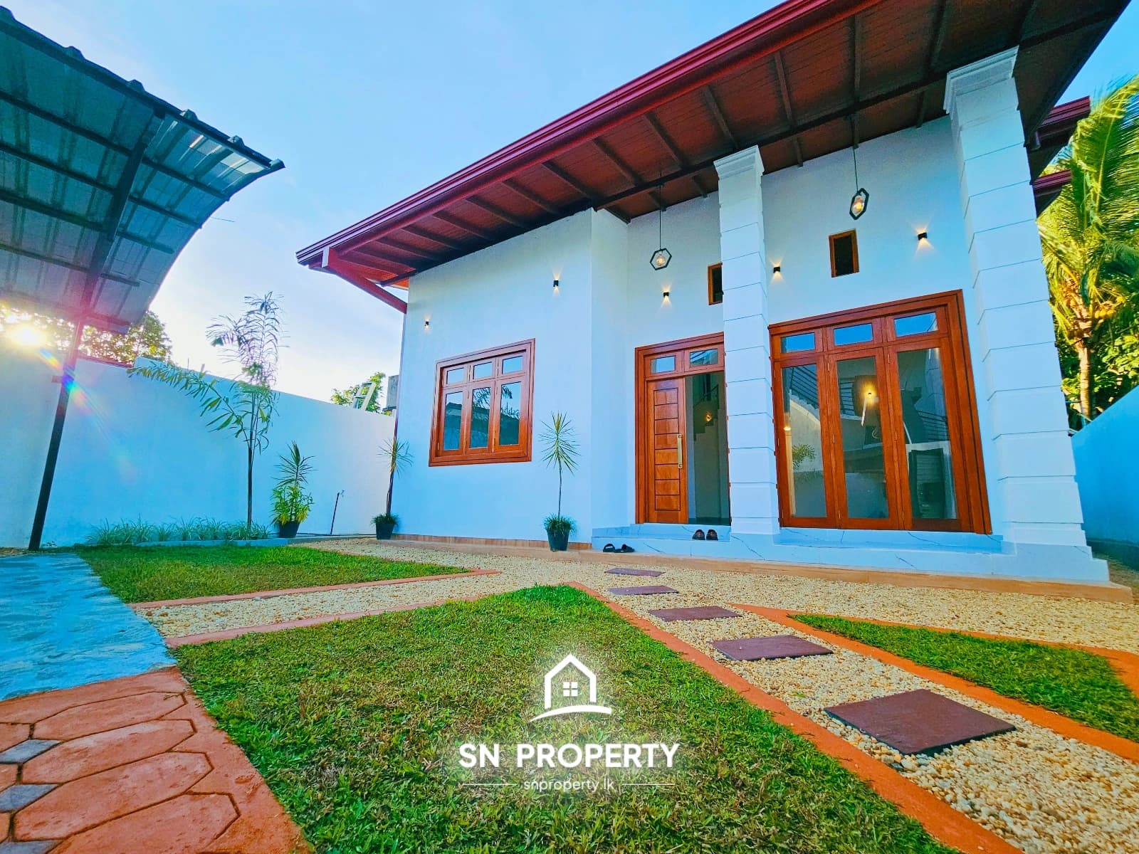🏡 Super Luxury 2-Storey House with Rooftop – For Sale in Polgasowita, Kottawa R, photo 1 of 20