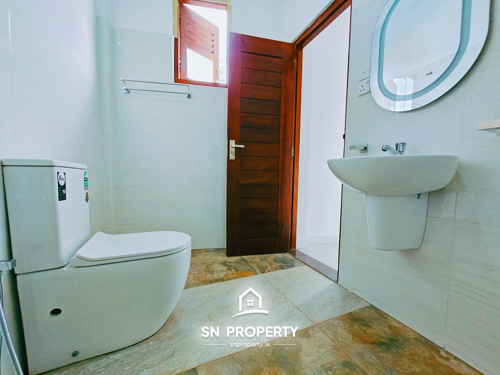BRAND-NEW 2 Storied House HOUSE FOR Sale Athurgiriya, photo 14 of 20