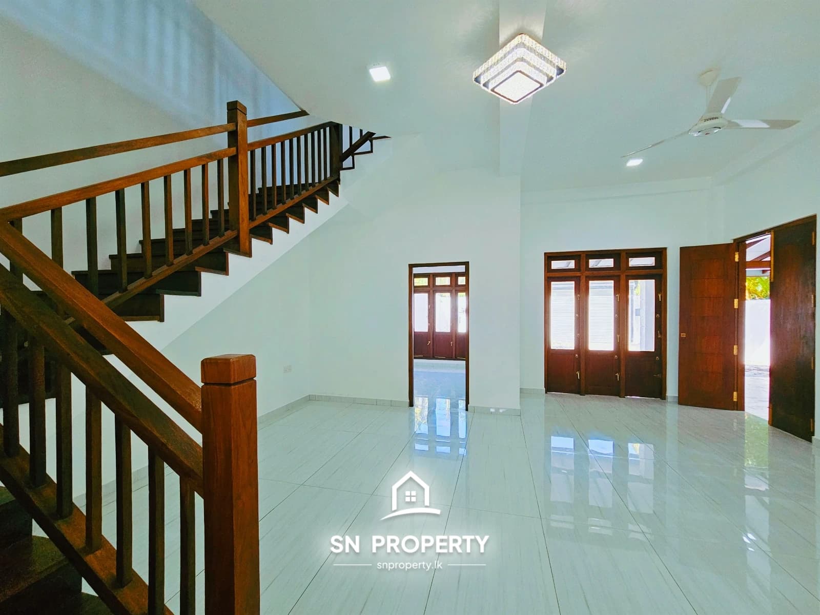Architecturally Designed Luxury Two-Storey House – Athurugiriya, photo 3 of 20