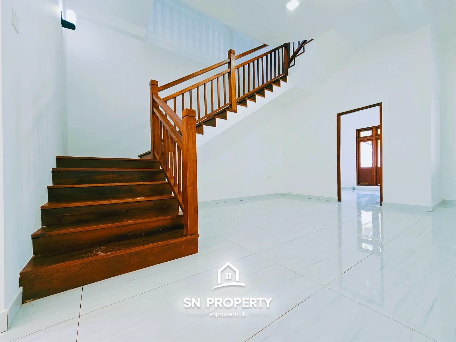 Architecturally Designed Luxury Two-Storey House – Athurugiriya, photo 4 of 20