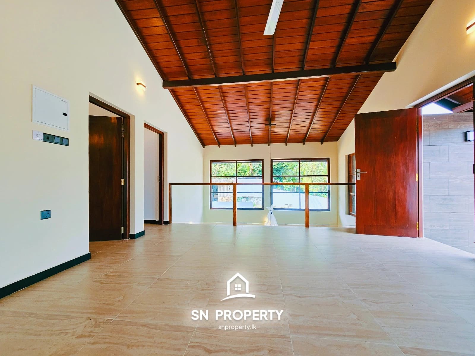 TWO-STOREY LUXURY HOME IN PRIME BATTARAMULLA, photo 10 of 20