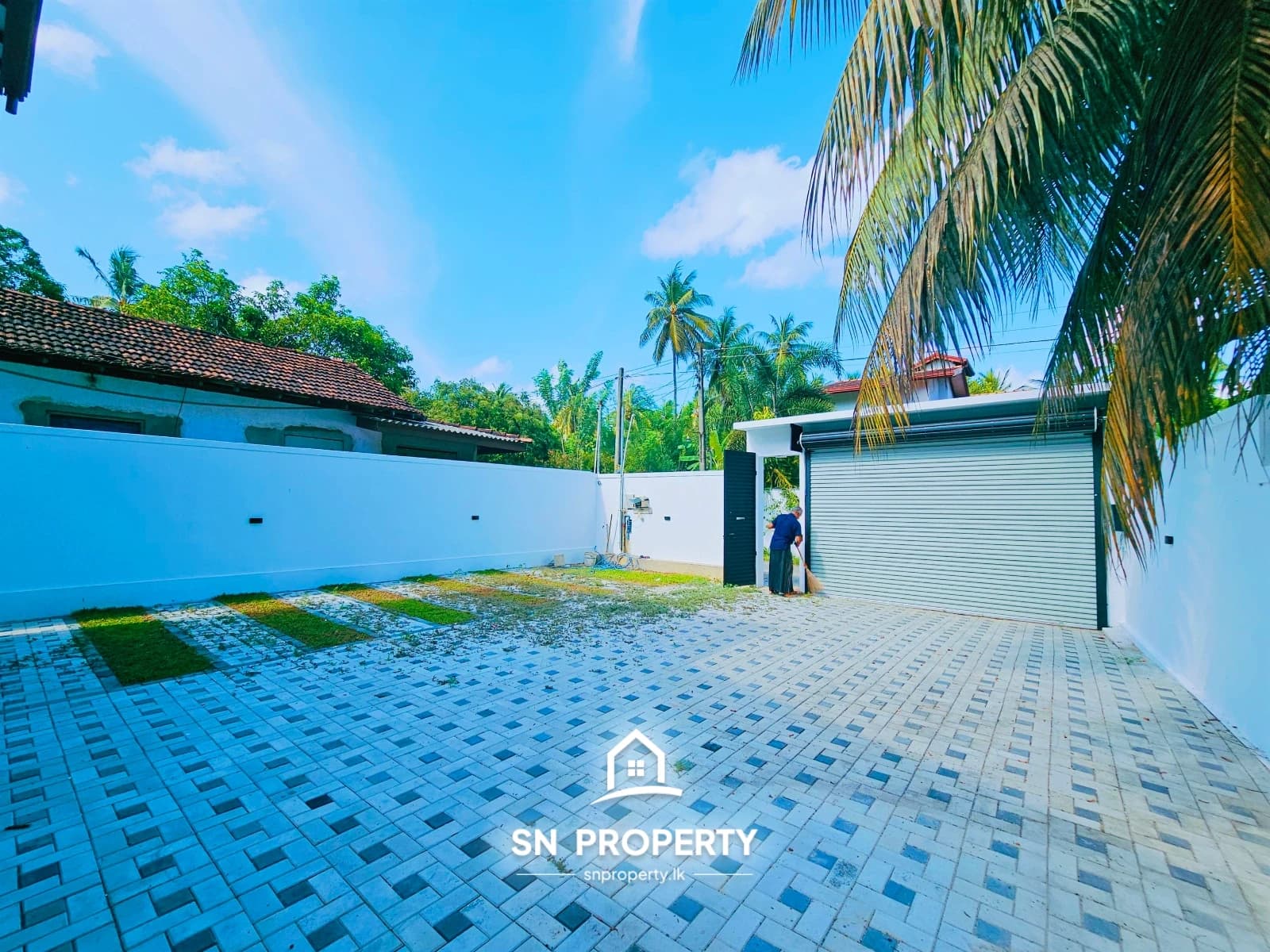 Architecturally Designed Luxury Two-Storey House – Athurugiriya, photo 19 of 20