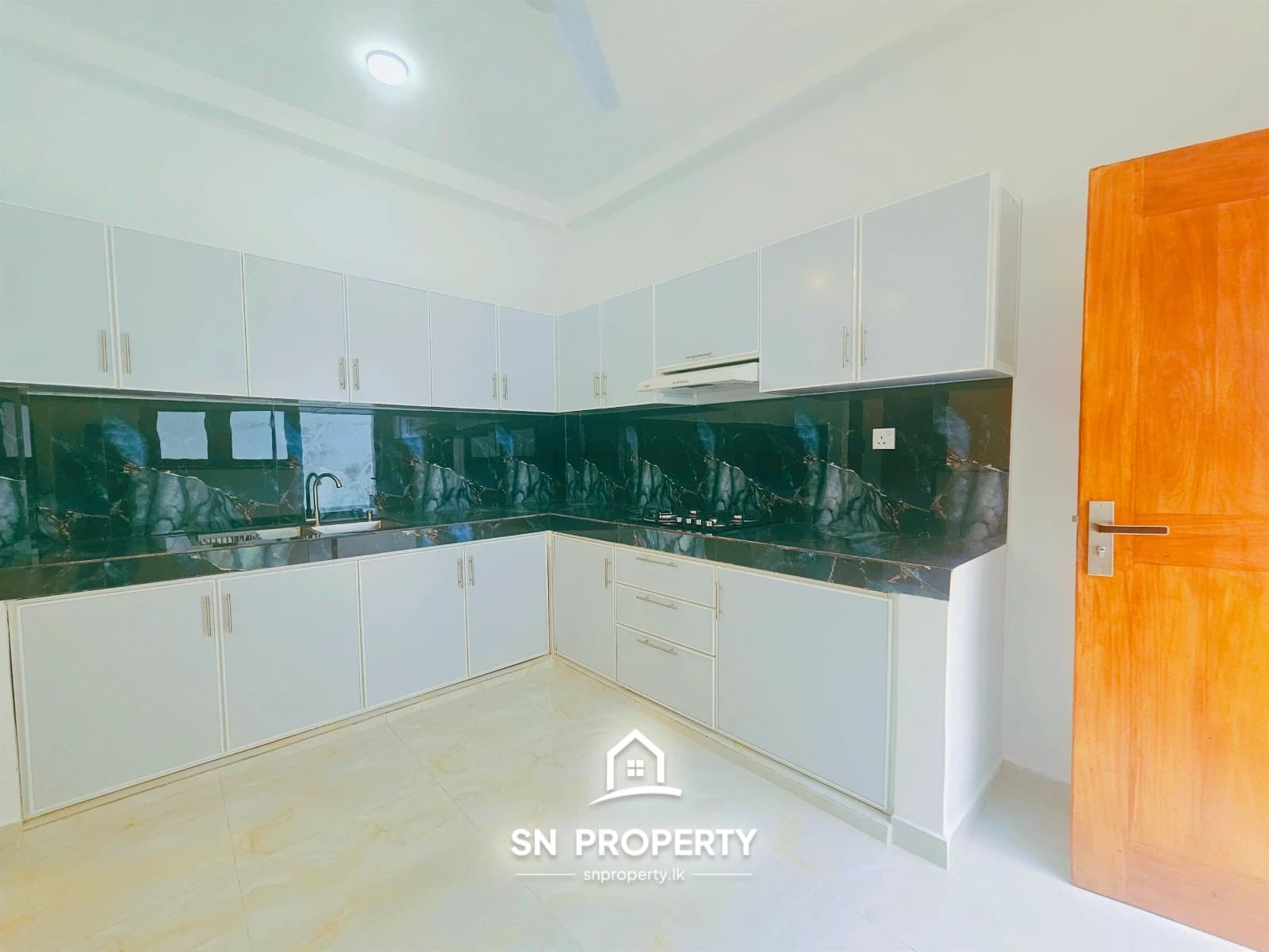 🏡 Super Luxury 2-Storey House with Rooftop – For Sale in Polgasowita, Kottawa R, photo 3 of 20