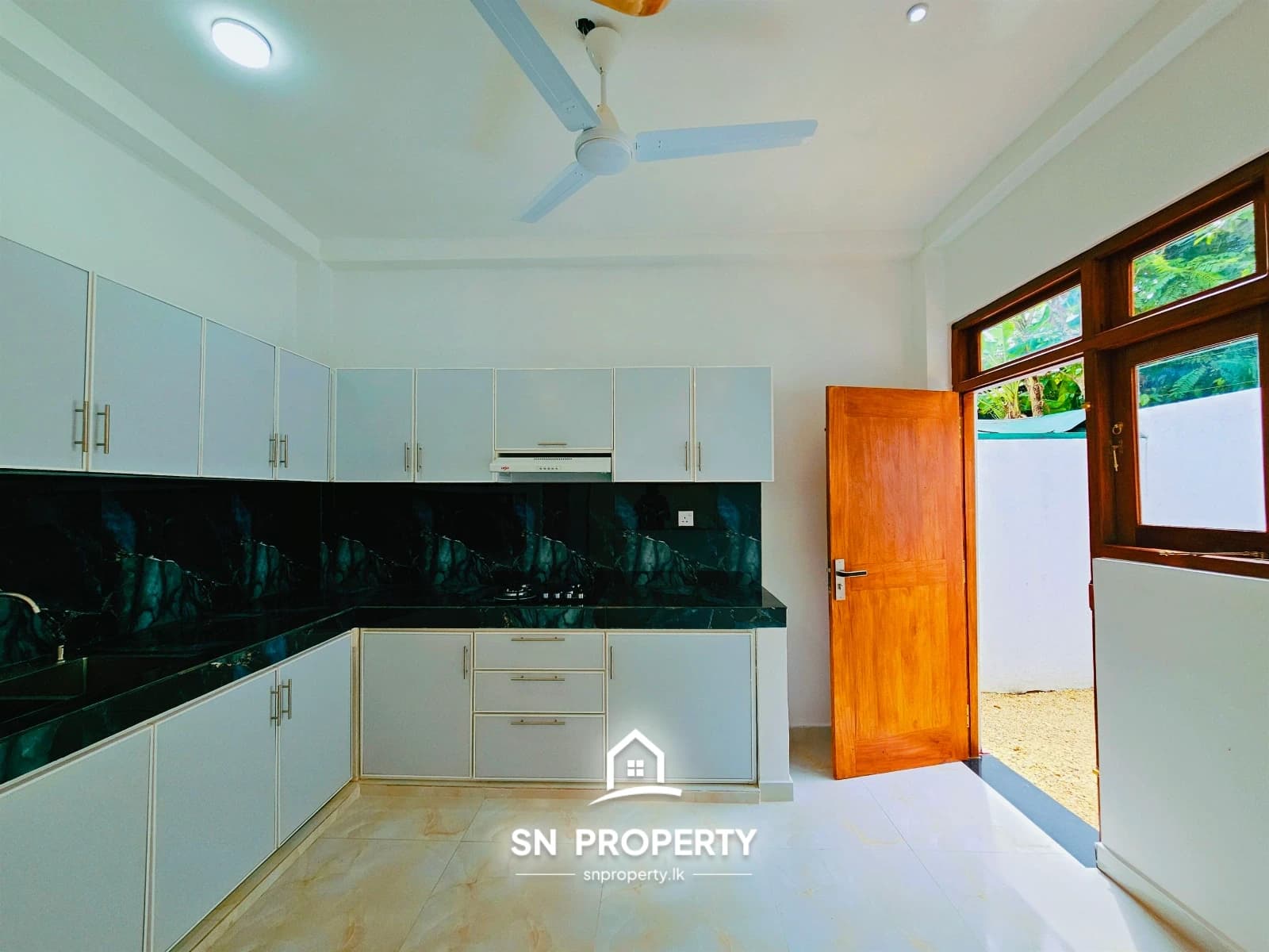 🏡 Super Luxury 2-Storey House with Rooftop – For Sale in Polgasowita, Kottawa R, photo 9 of 20