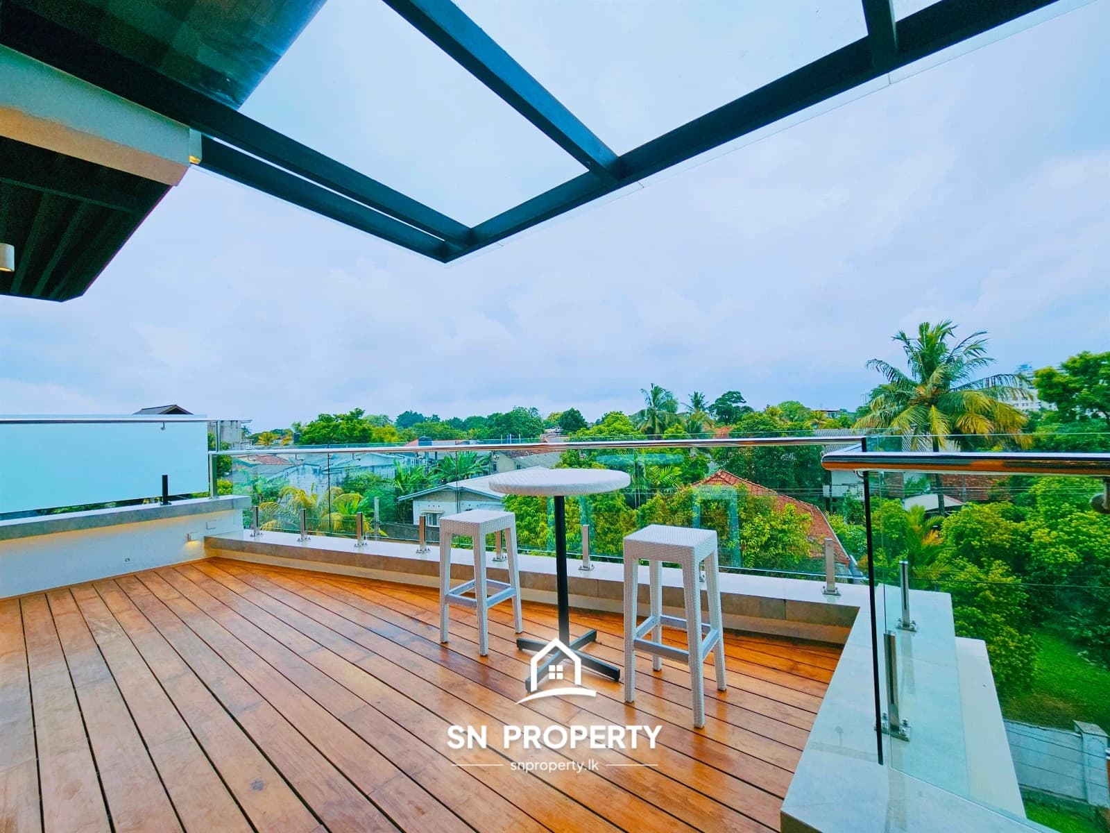 luxury Residence, designed 3 Storied House, Battaramulla, photo 20 of 20